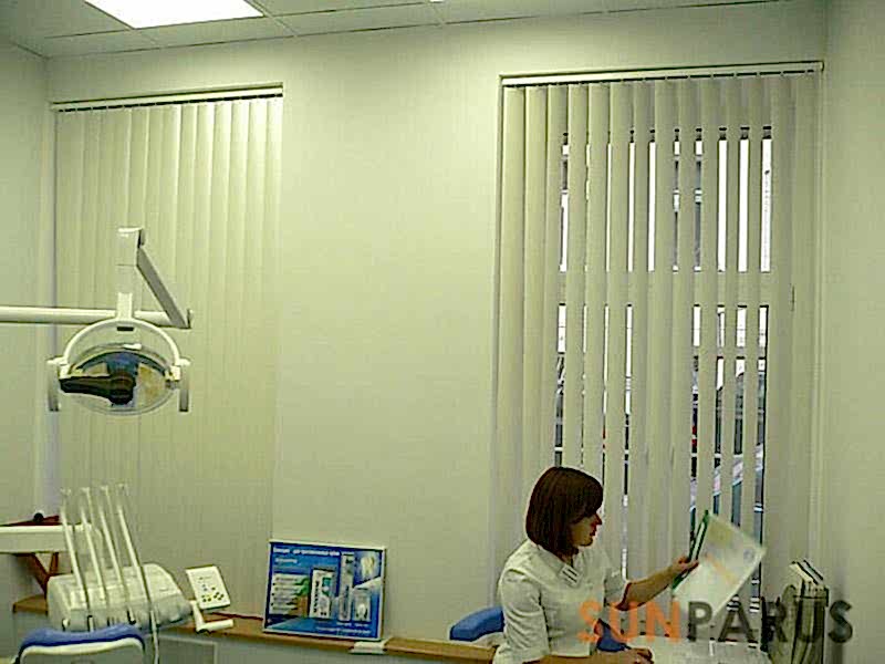 vertikalnye_zhaluzi_plastikovye